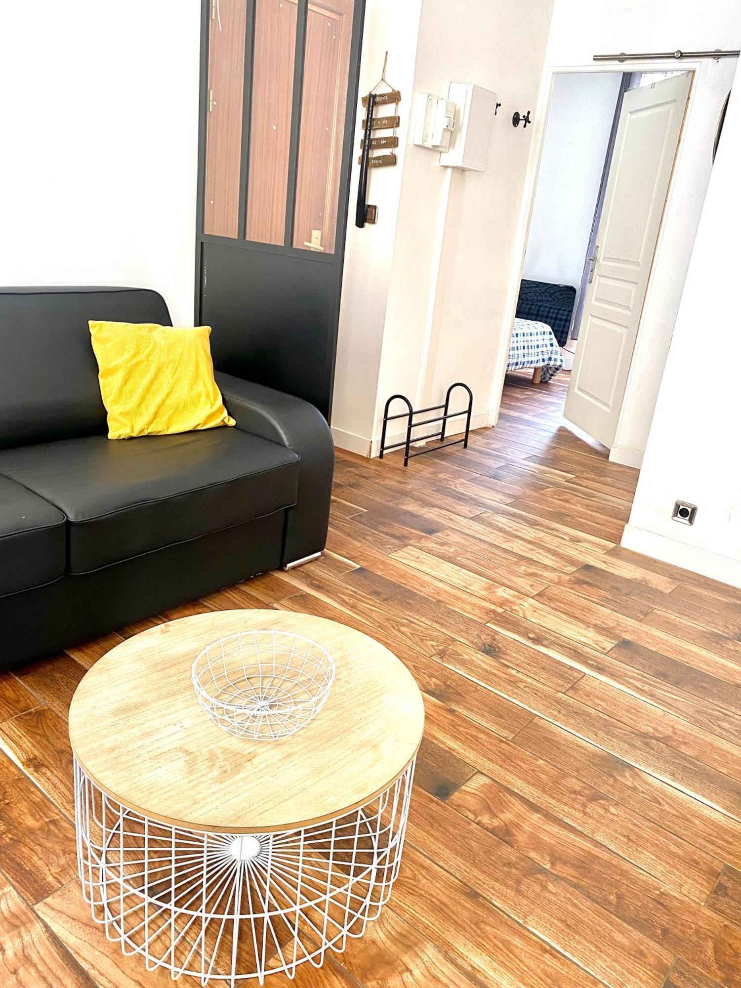 T2 En Rez-de-jardin Terrasse + Parking *